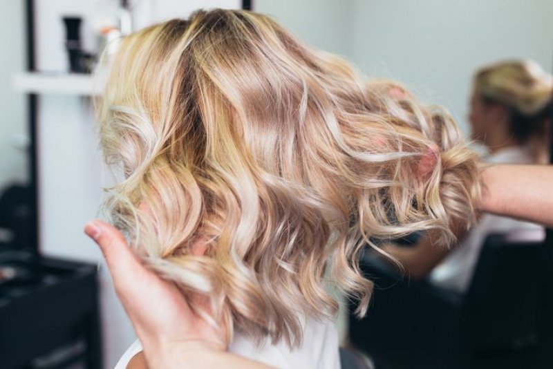 5 Reasons To Go To The Hairdresser At Least Once A Month